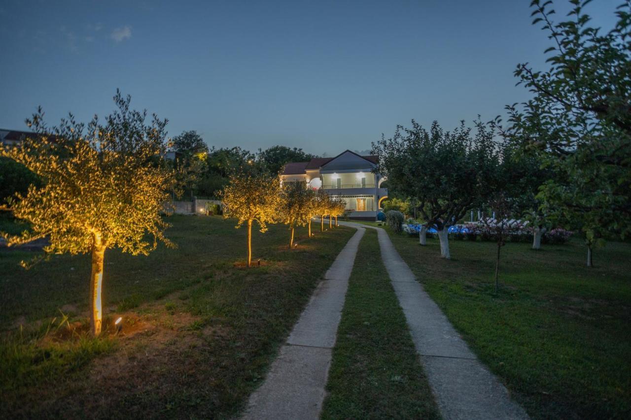 Villa Montanja Herceg Novi Bagian luar foto